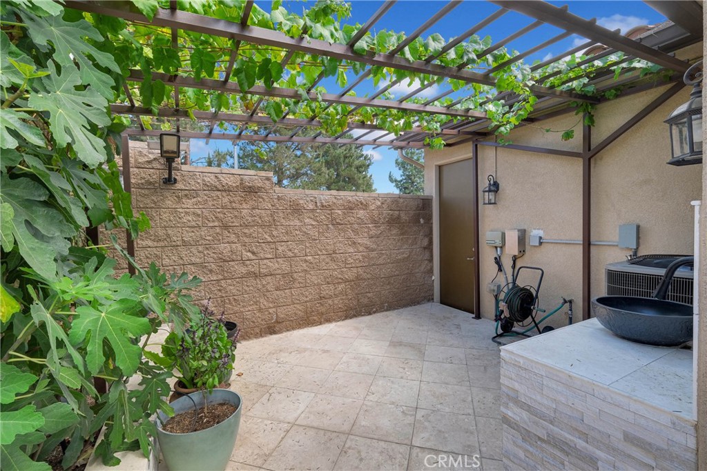 Yorba Linda Homes (YRLH) - Residential