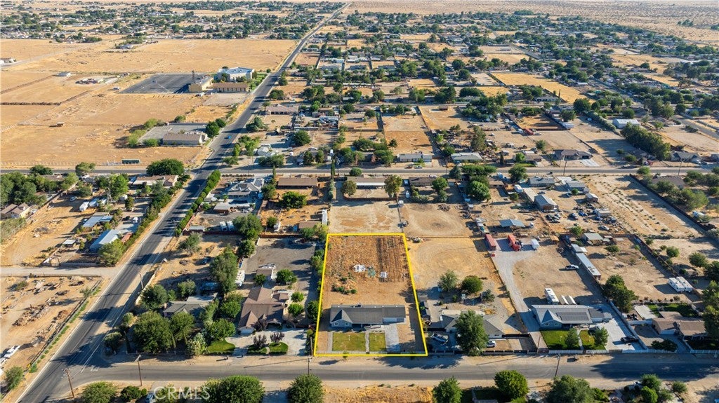 10031 E Avenue R10