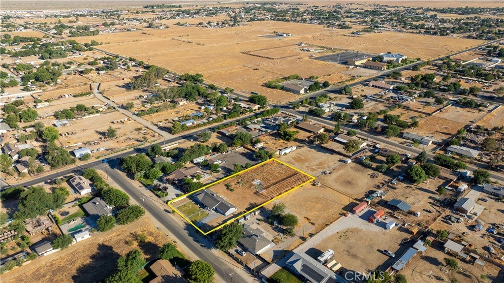 10031 E Avenue R10