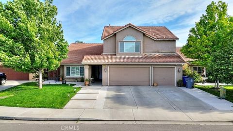 Photo of 1977 Stocking ST, Dos Palos, CA 93620 (MLS # MC26104783)