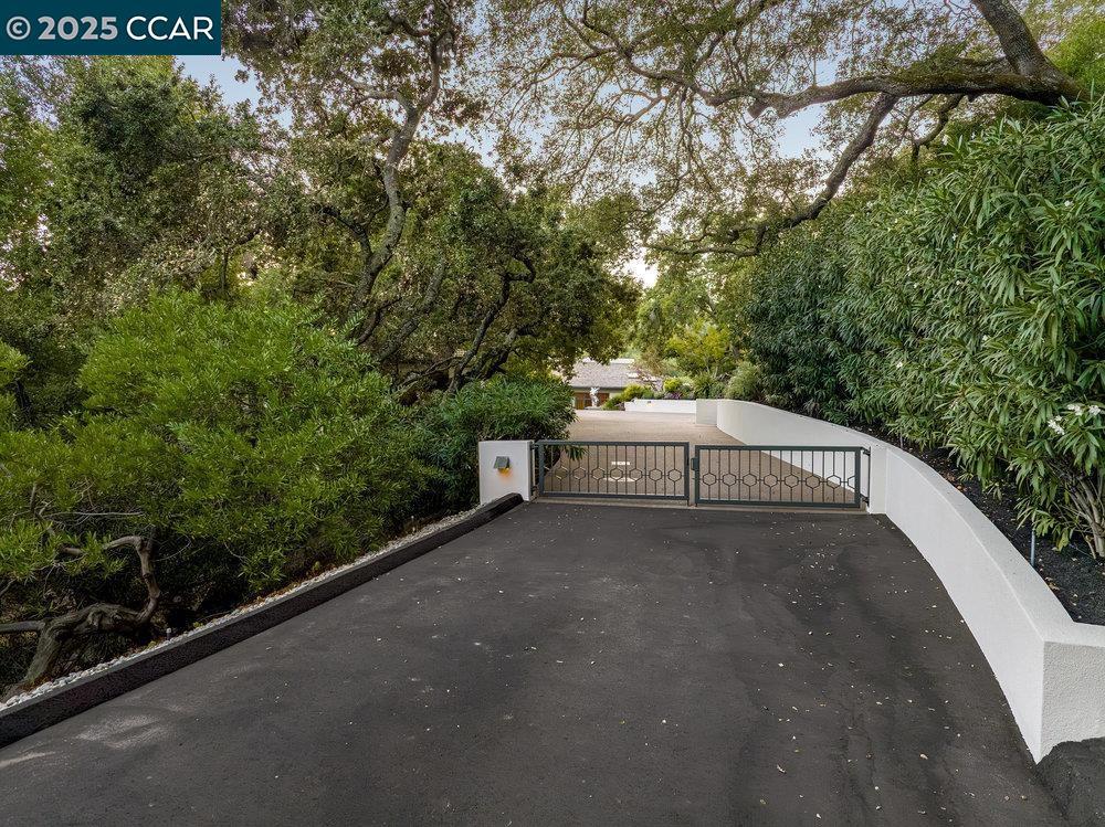 UPPER HAPPY VLY - Residential