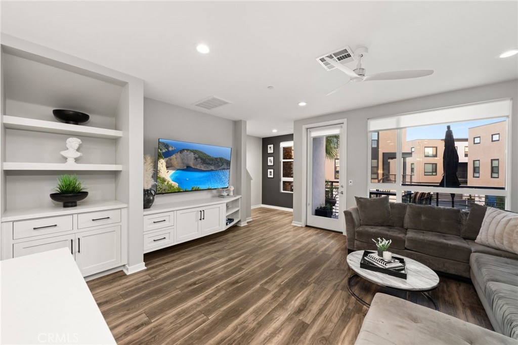 Trio - Residential