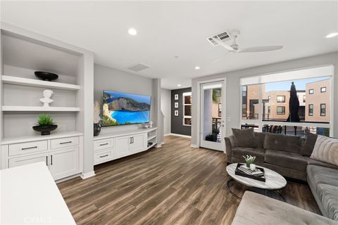 Photo of 2846 N Glassell St, Orange, CA 92865 (MLS # PW25242415) Photo of 2846 N Glassell St, Orange, CA 92865 (MLS # PW25242415)