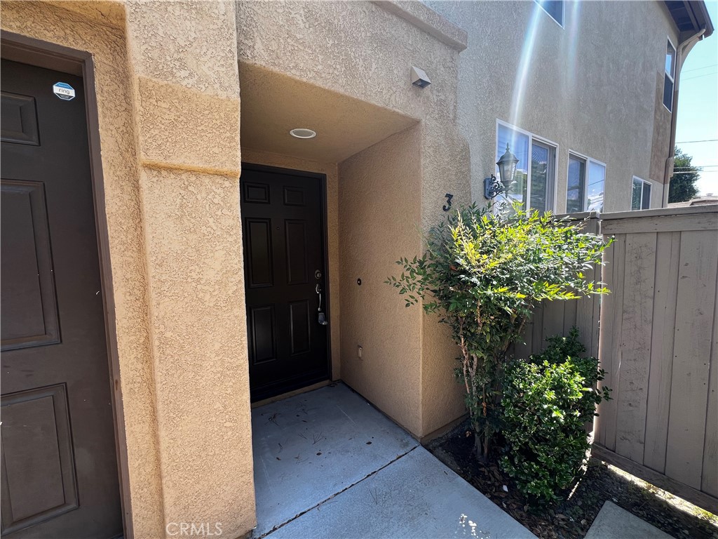 41705 Timberwood Avenue 3