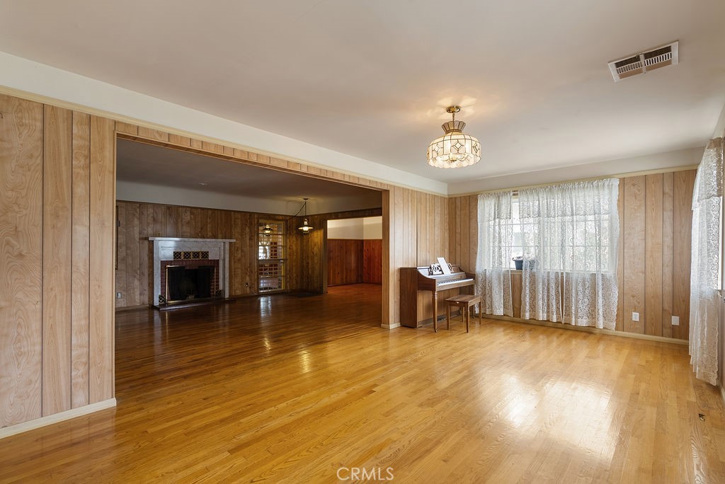 5227 Hammill Road