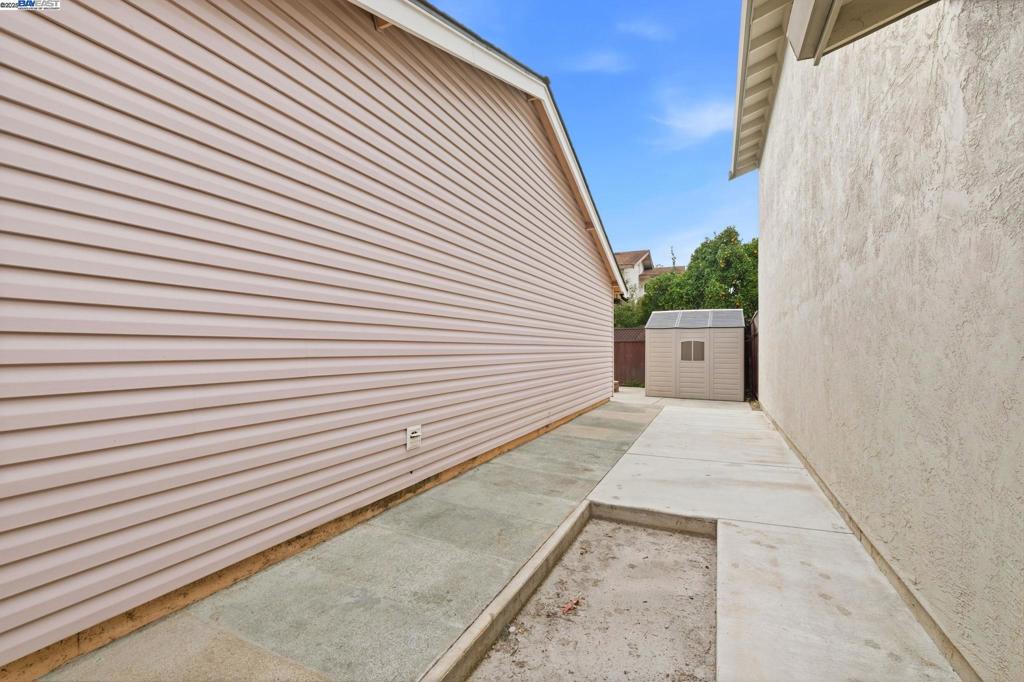 NORTH GATE - Residential