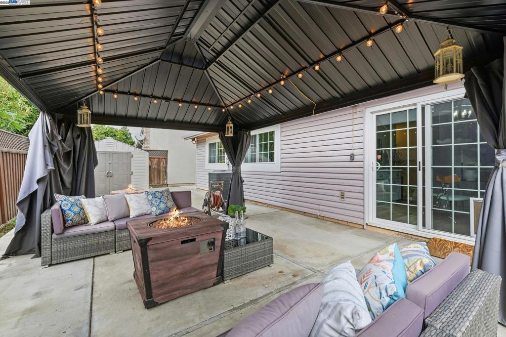 NORTH GATE - Residential