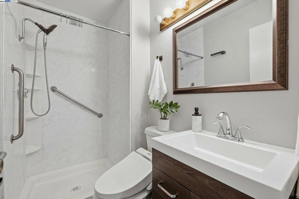 NORTH GATE - Residential