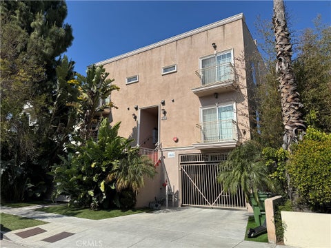 Photo of 2440 Purdue Avenue #103, Los Angeles, CA 90064 (MLS # SB26136225)