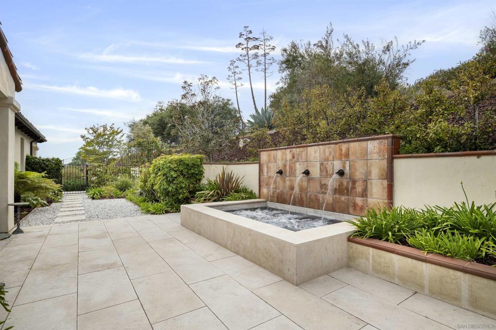 Santaluz - Residential