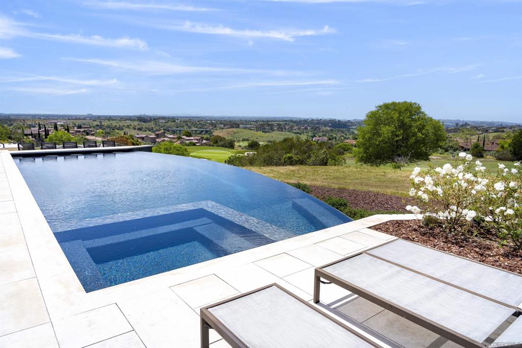 Santaluz - Residential