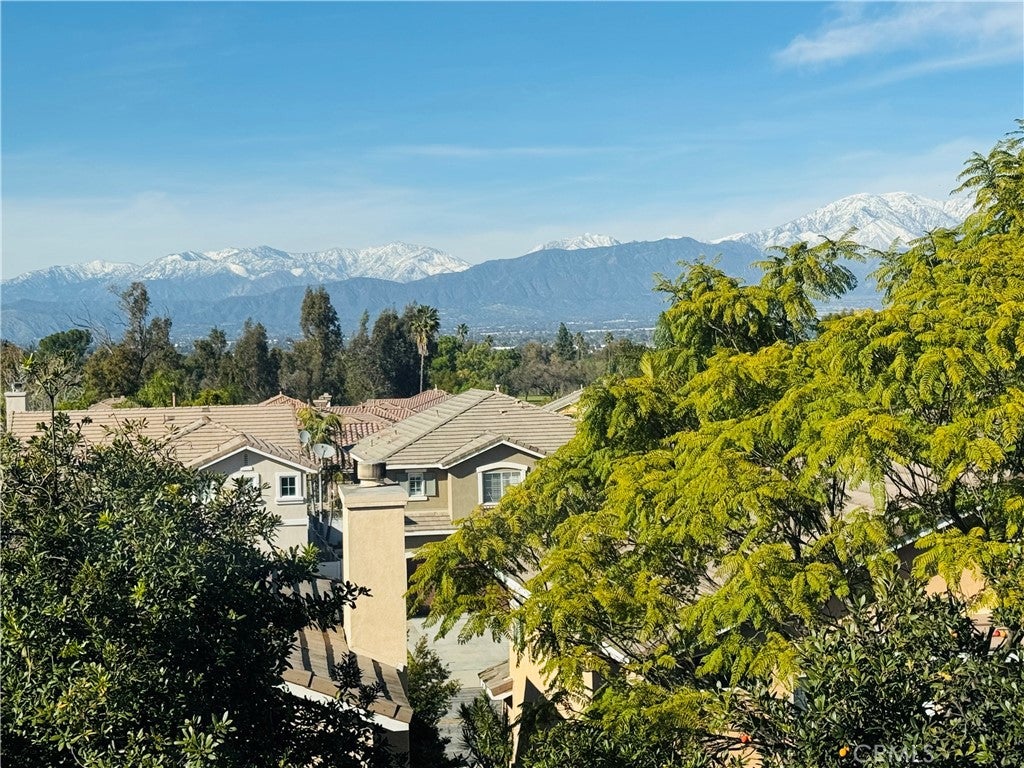 4406 Mission Hills Drive