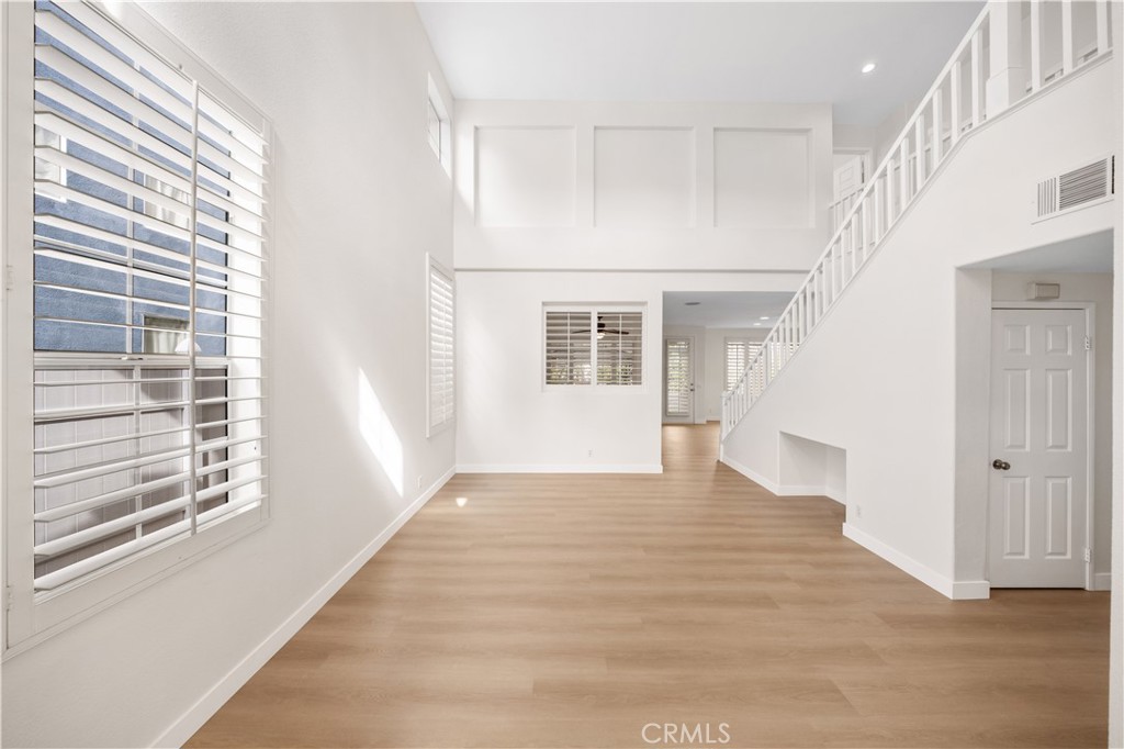 4406 Mission Hills Drive