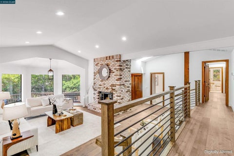 Photo of 3137 Gloria Ter TER, Lafayette, CA 94549 (MLS # 41147074)