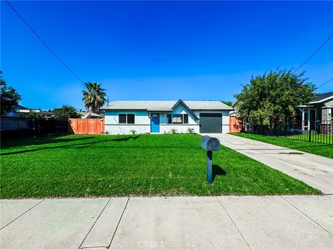 225 W Franklin Ave, Pomona, CA 91766 - MLS#: IV25223067