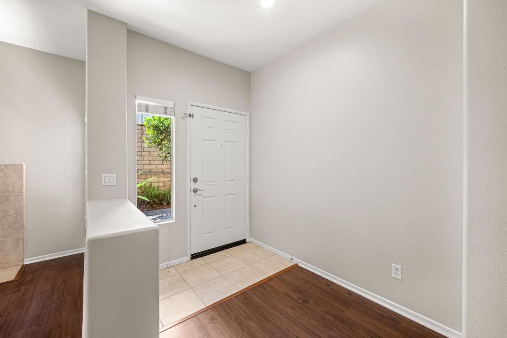 638 Sumner Way 2