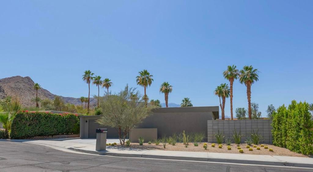 Photo of 41615 Morningside Court, Rancho Mirage, CA 92270 (MLS # 219138309DA)