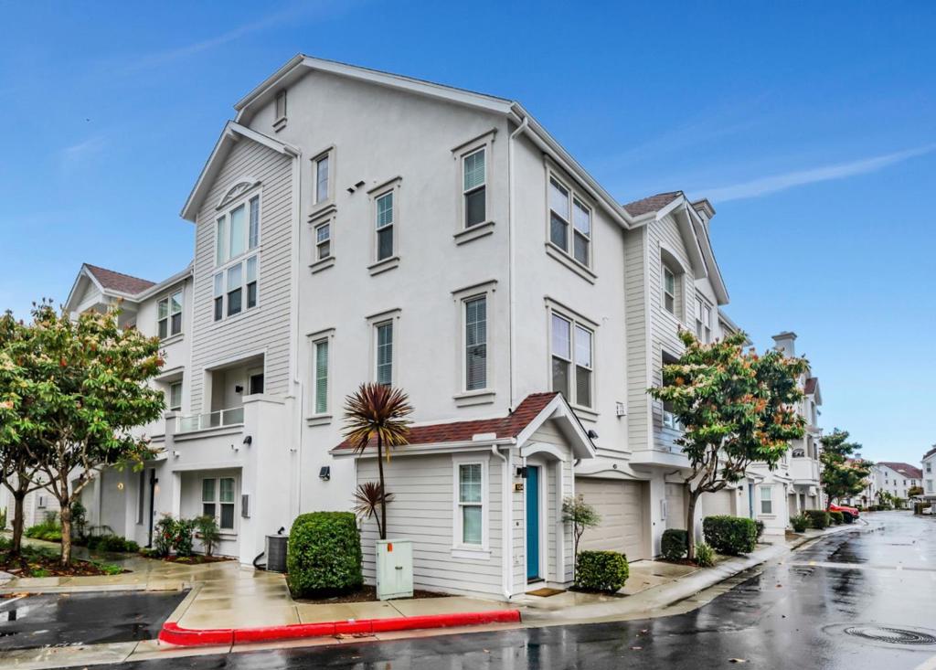765 Harbor Cliff Way 126