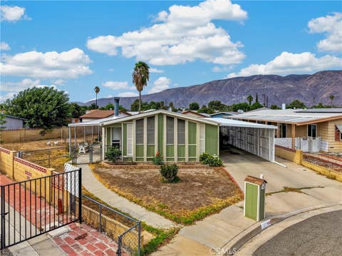 Photo of 209 Flora vista Street, San Jacinto, CA 92582 (MLS # SW26183953)