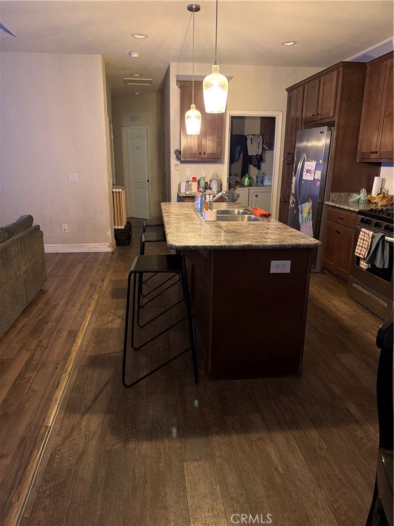 3825 Valley 20