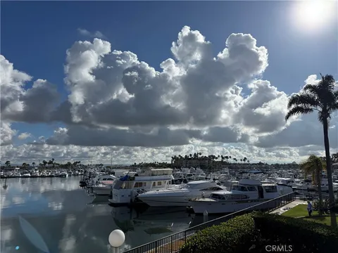 2872 Coast Circle Unit 104, Huntington Beach, CA 92649 - MLS#: OC26080631
