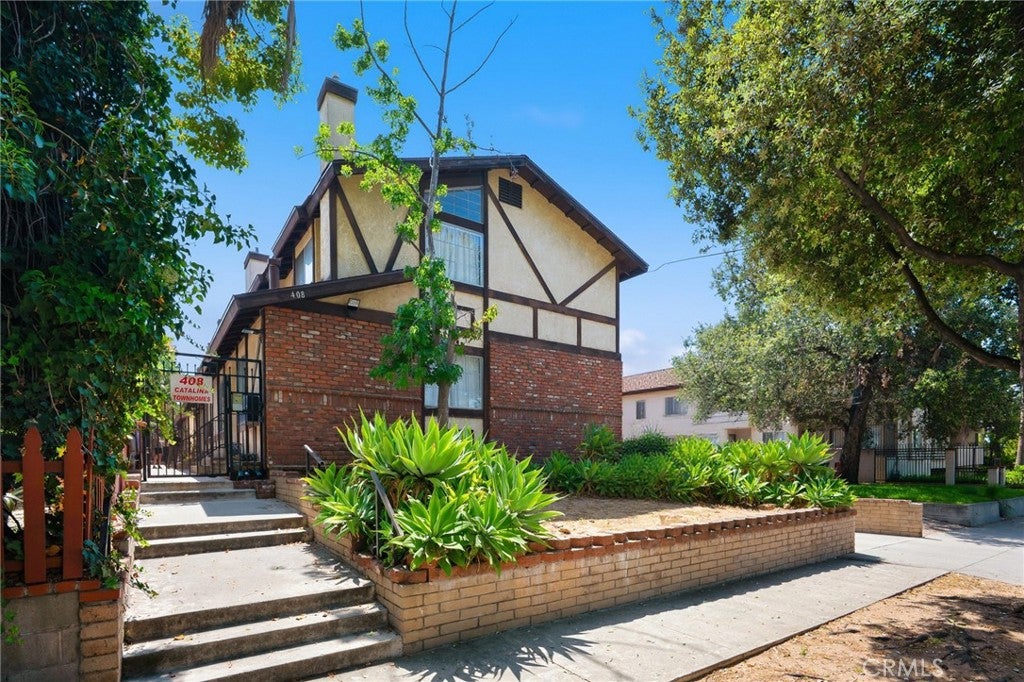 408 N Catalina Avenue
