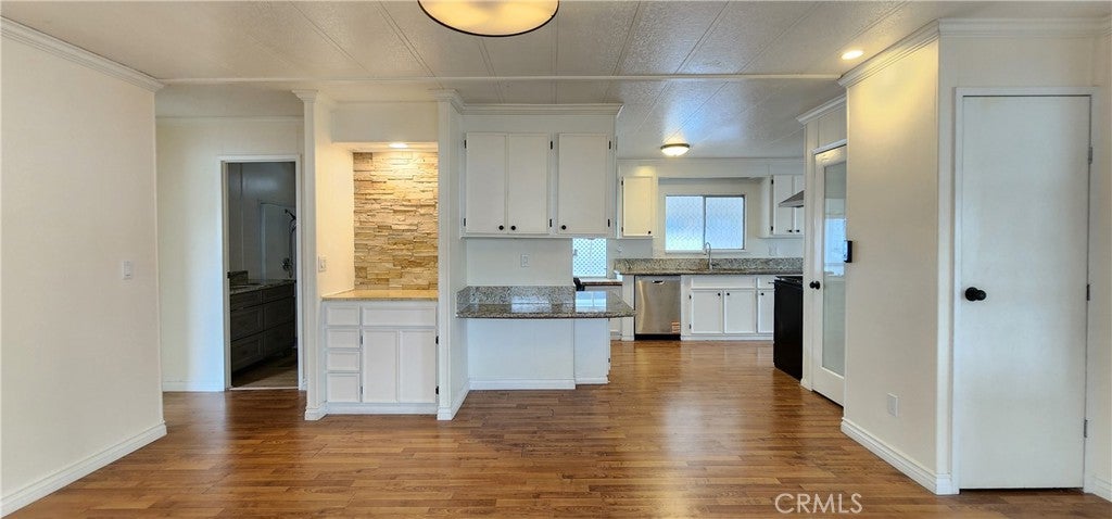 3663 Buchanan 130