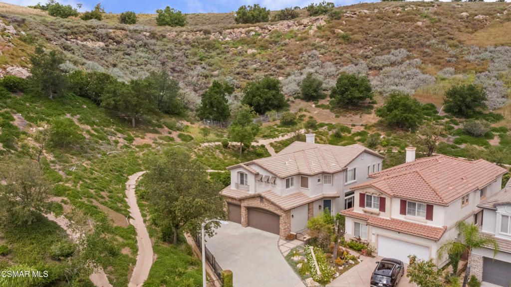 Photo of 3050 Eagles Claw Avenue, Thousand Oaks, CA 91362 (MLS # 226001568)
