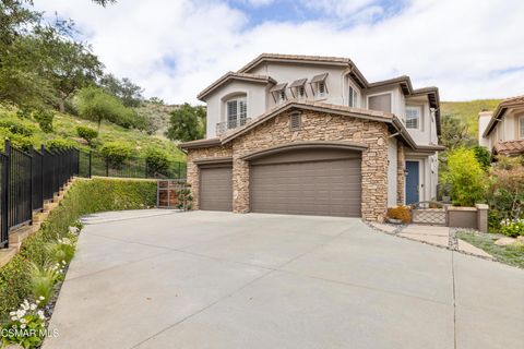 Photo of 3050 Eagles Claw Avenue, Thousand Oaks, CA 91362 (MLS # 226001568)