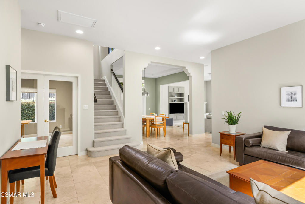 3050 Eagles Claw Avenue