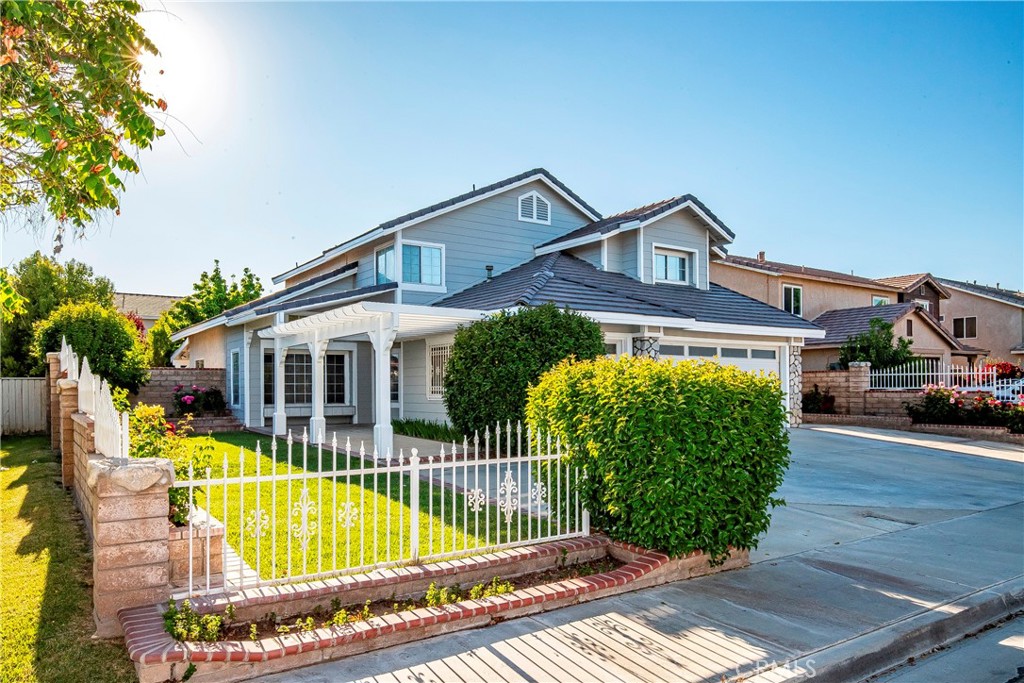 45345 Pickford Avenue