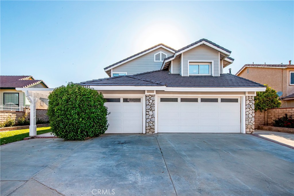 45345 Pickford Avenue