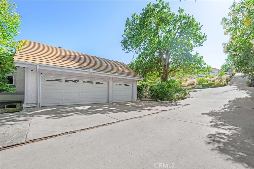 Old Agoura (850) - Residential