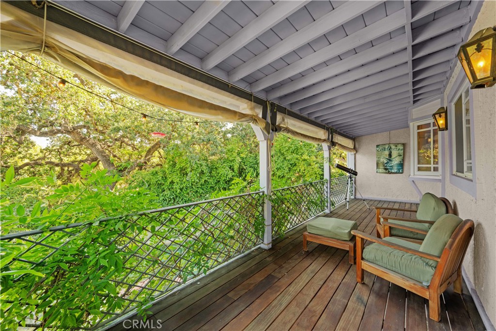 Old Agoura (850) - Residential