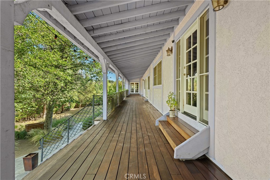 Old Agoura (850) - Residential