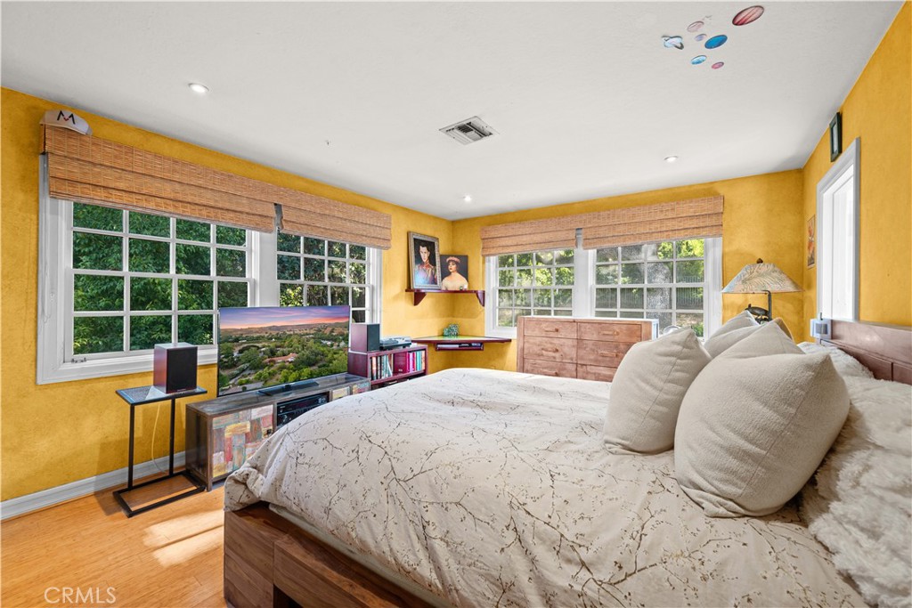 Old Agoura (850) - Residential