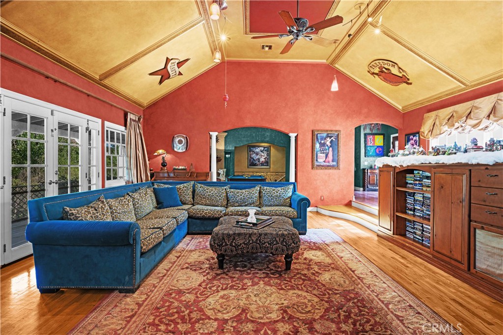 Old Agoura (850) - Residential