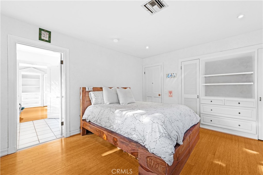 Old Agoura (850) - Residential