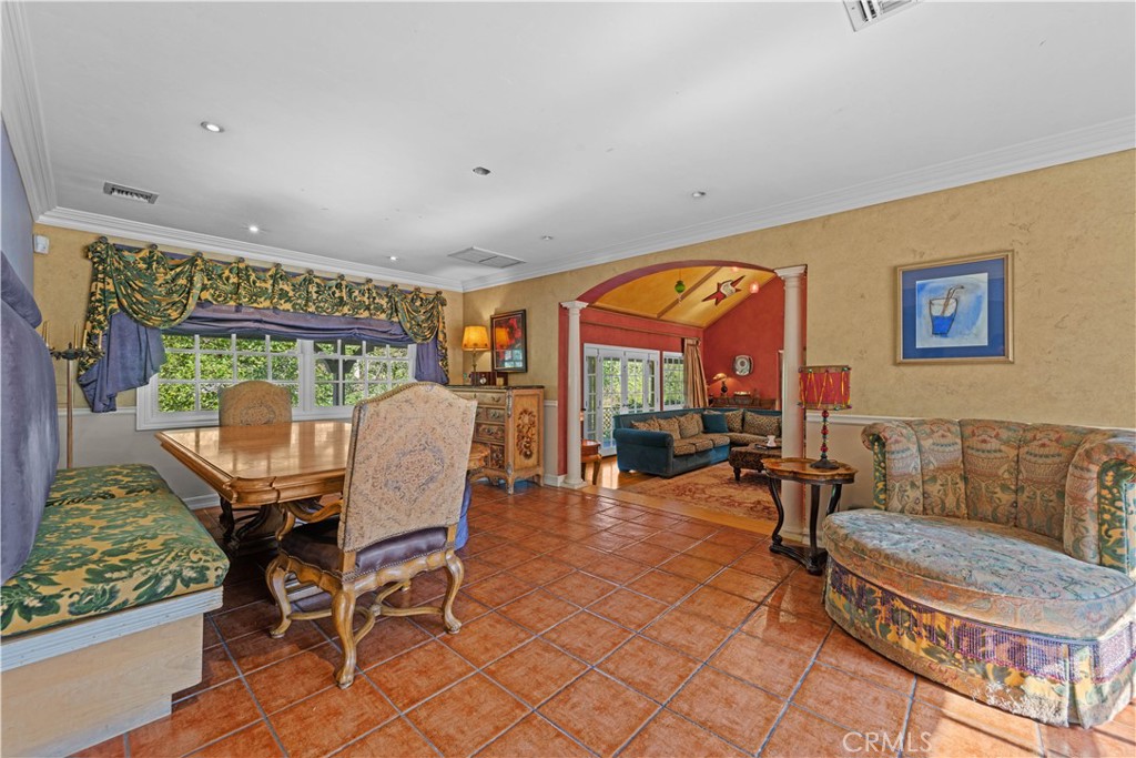 Old Agoura (850) - Residential