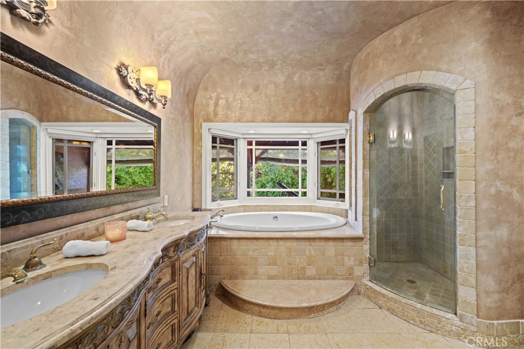 Old Agoura (850) - Residential