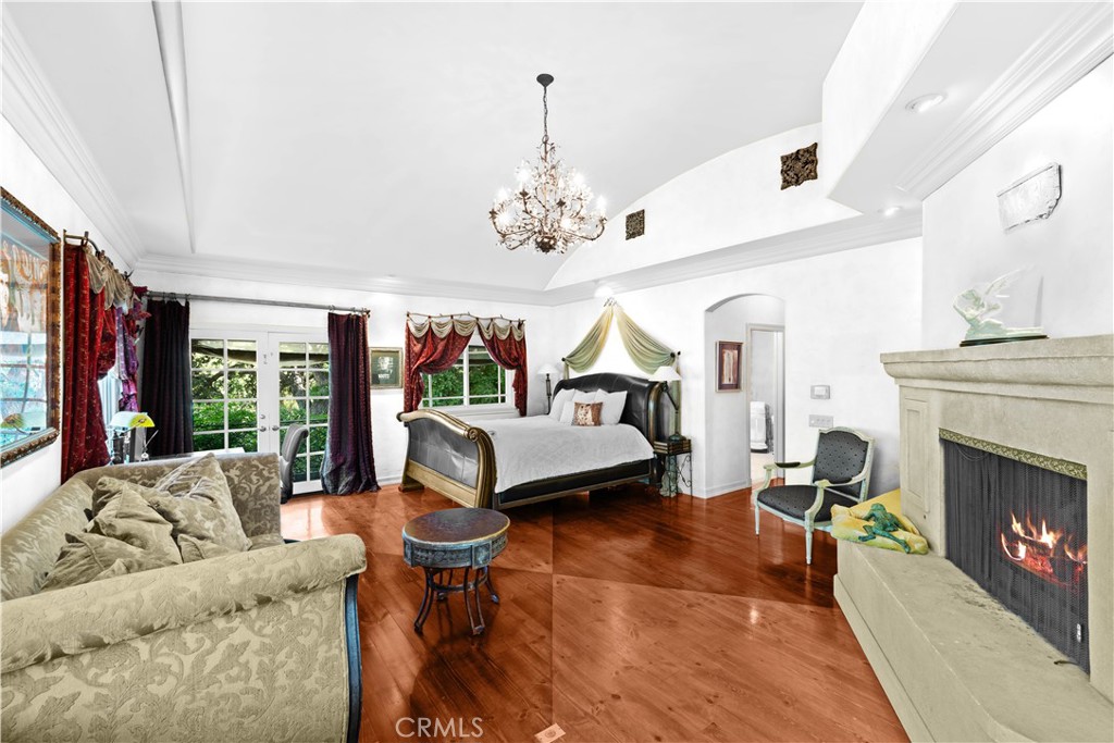 Old Agoura (850) - Residential