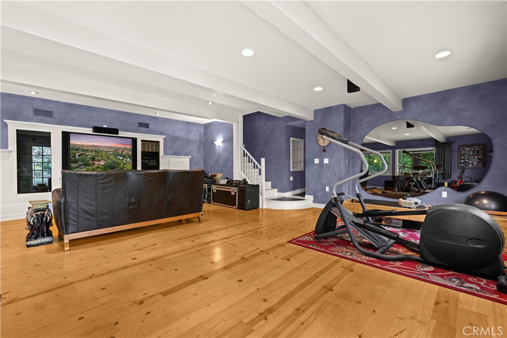Old Agoura (850) - Residential
