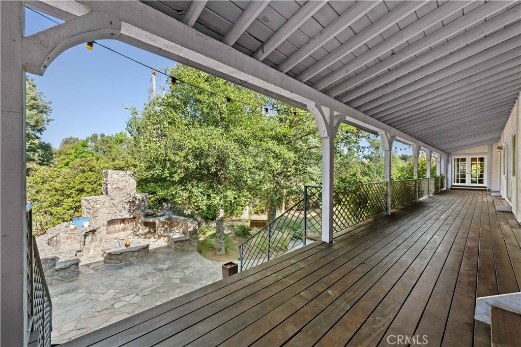 Old Agoura (850) - Residential