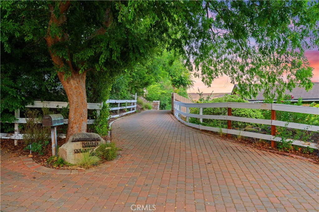 Old Agoura (850) - Residential