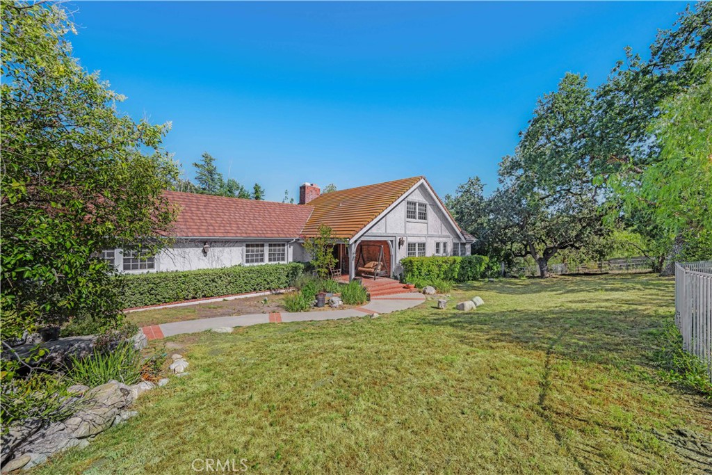 Old Agoura (850) - Residential