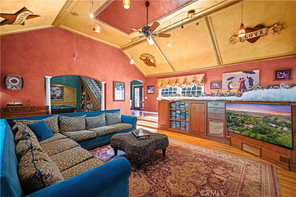 Old Agoura (850) - Residential