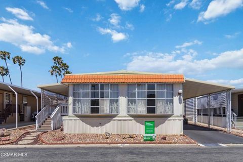Photo of 195 Tierra Rejada Road #201, Simi Valley, CA 93065 (MLS # 226002187)