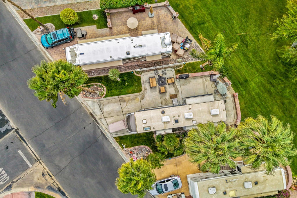 69411 Ramon Road 829