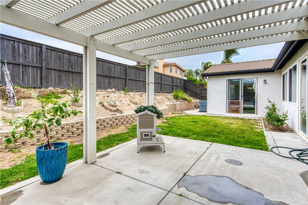 7085 Dove Valley