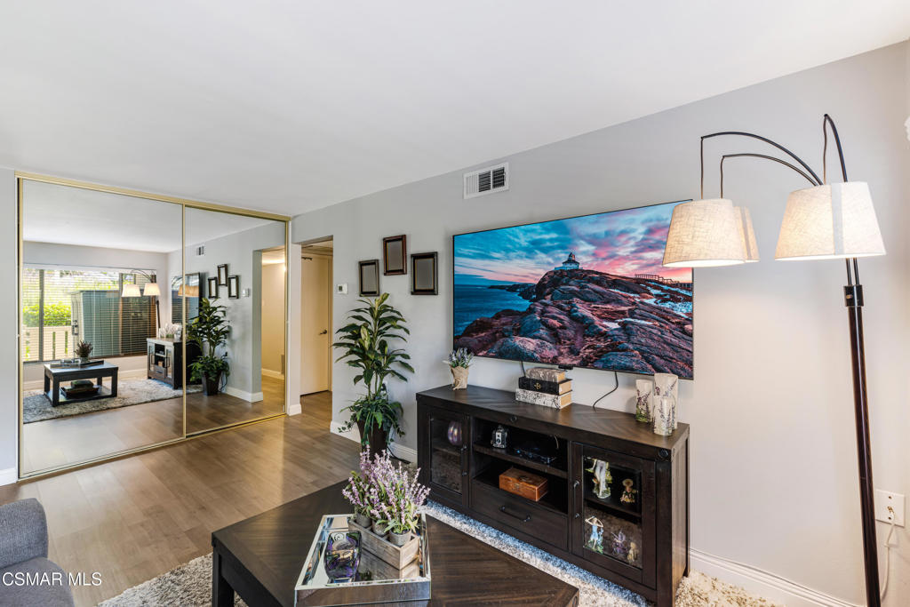 348 Chestnut Hill Court 17